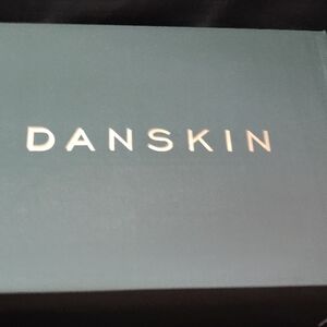 Danskin Elegant Black Box